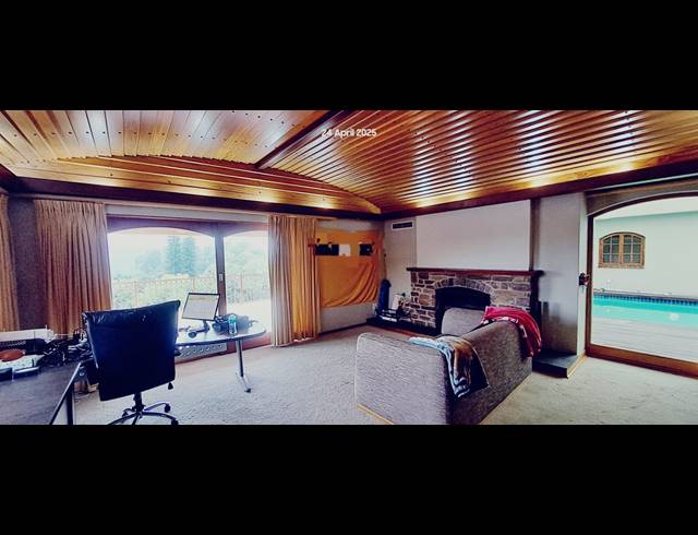 5 BEDROOM FREESTANDING FOR SALE IN FERNCLIFFE